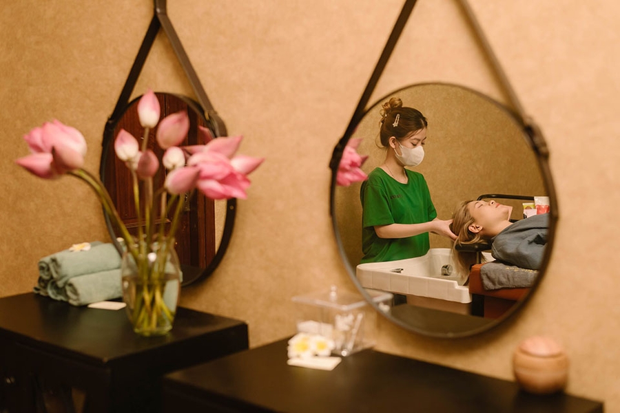 Gội đầu dưỡng sinh Đà Nẵng: Giữ gìn sắc đẹp cho mái tóc