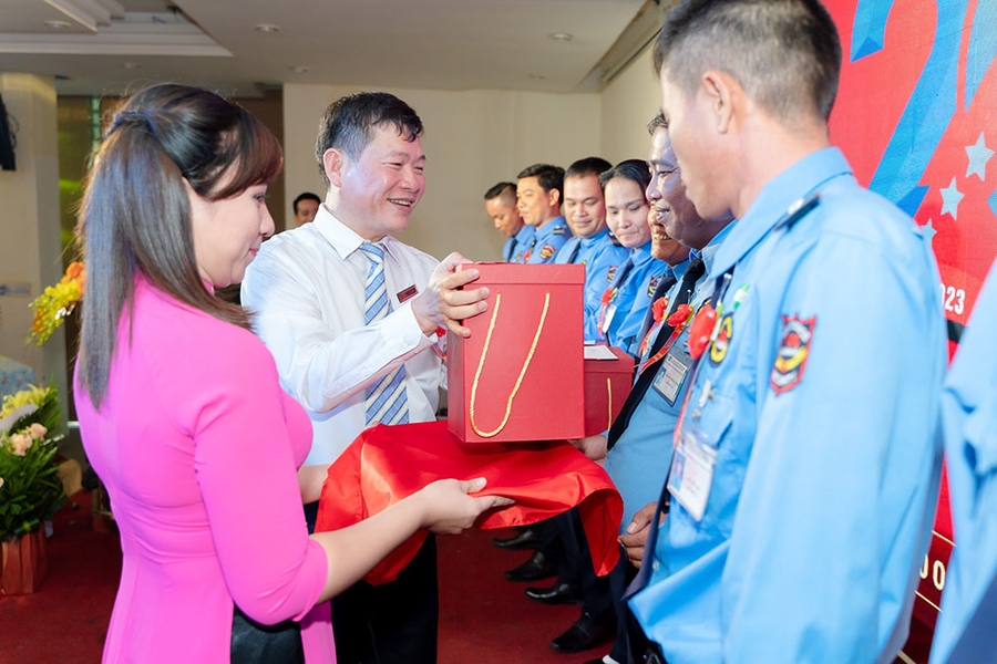 Lễ kỷ niệm 20 năm thành lập Thắng Lợi Đà Nẵng - Hình 5